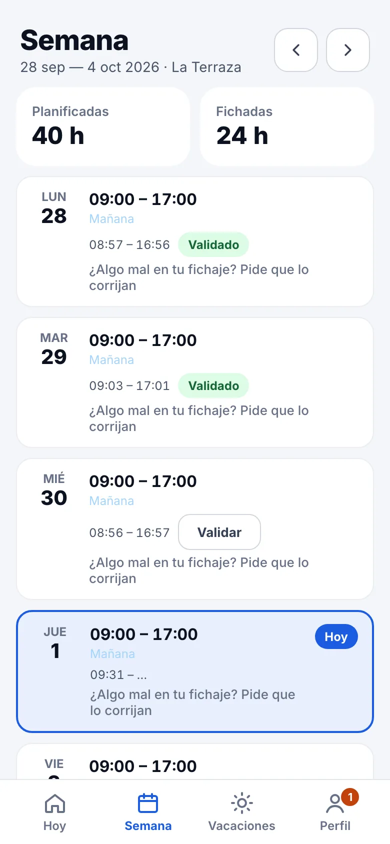 App de Stellar HR, empleada: semana con turnos, horas fichadas y validadas, y la opción de pedir una corrección
